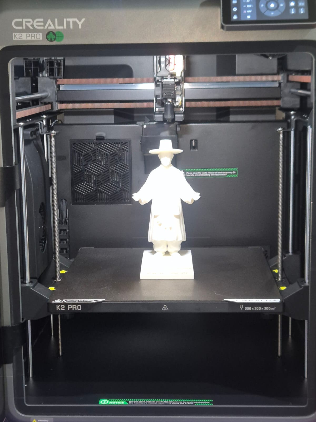 Projeto Kim — etapa e detalhes da miniatura personalizada